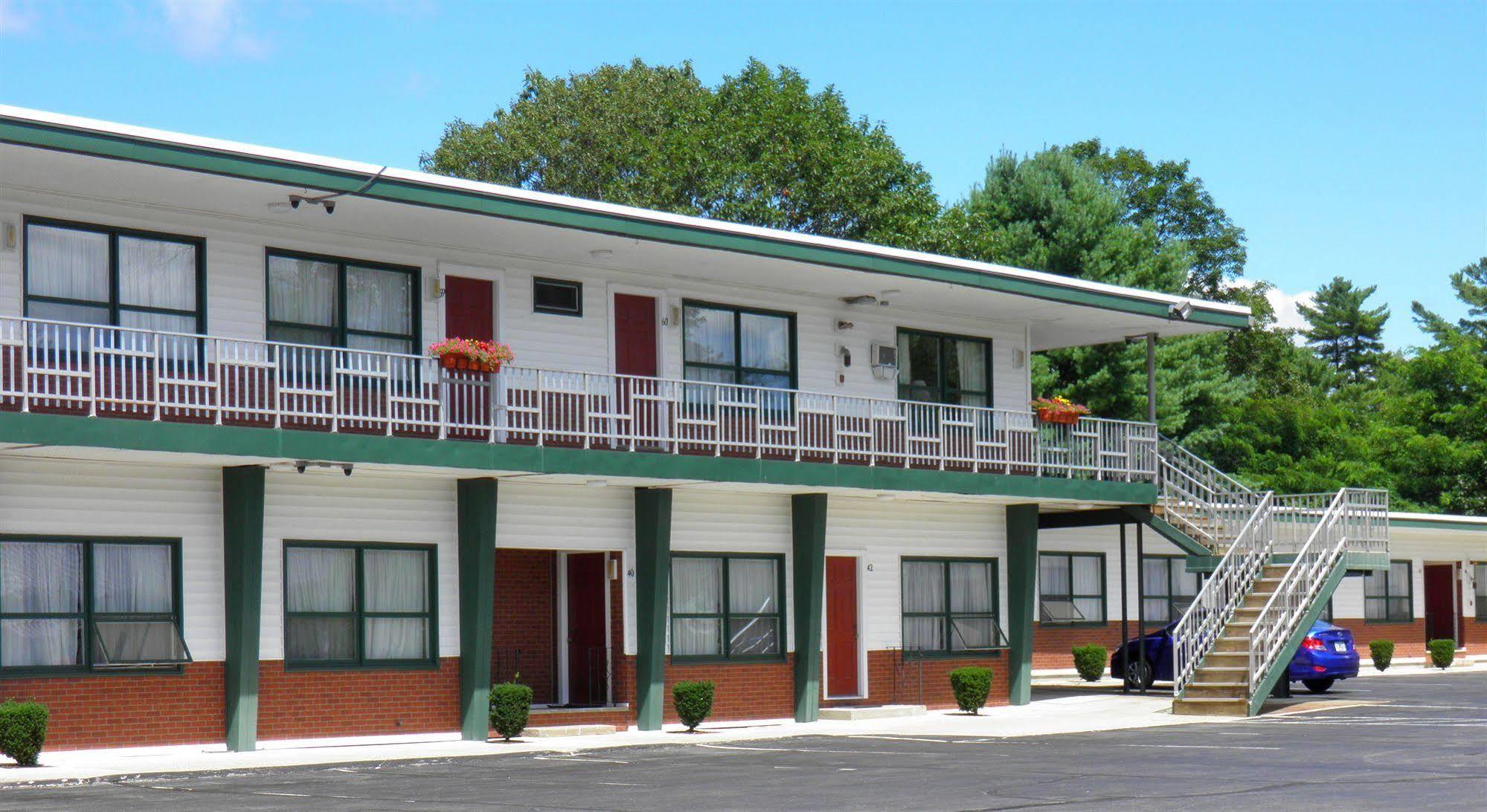 Travelers Inn Brunswick Exterior photo