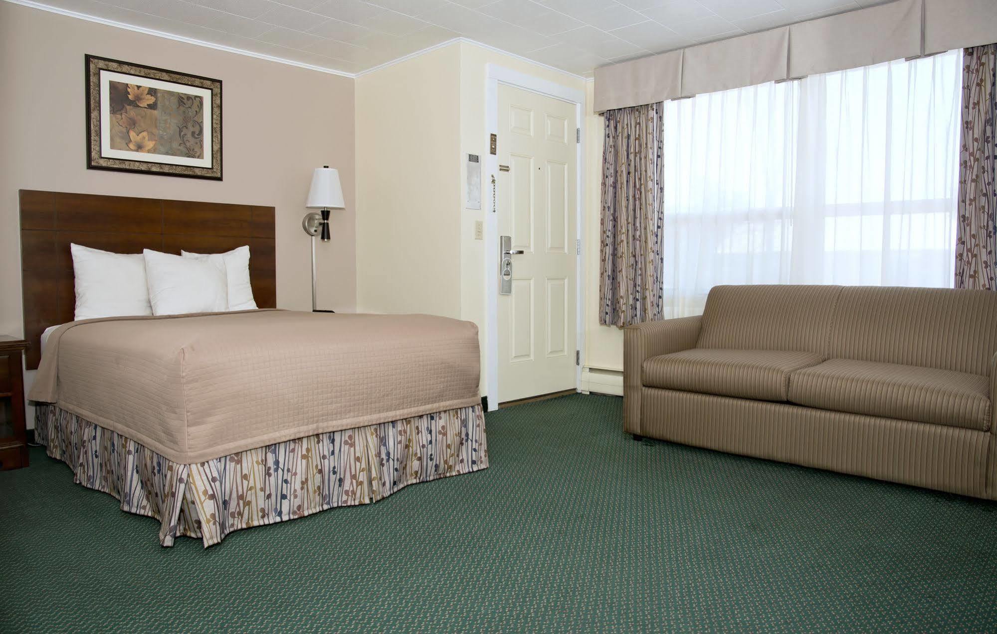 Travelers Inn Brunswick Exterior photo