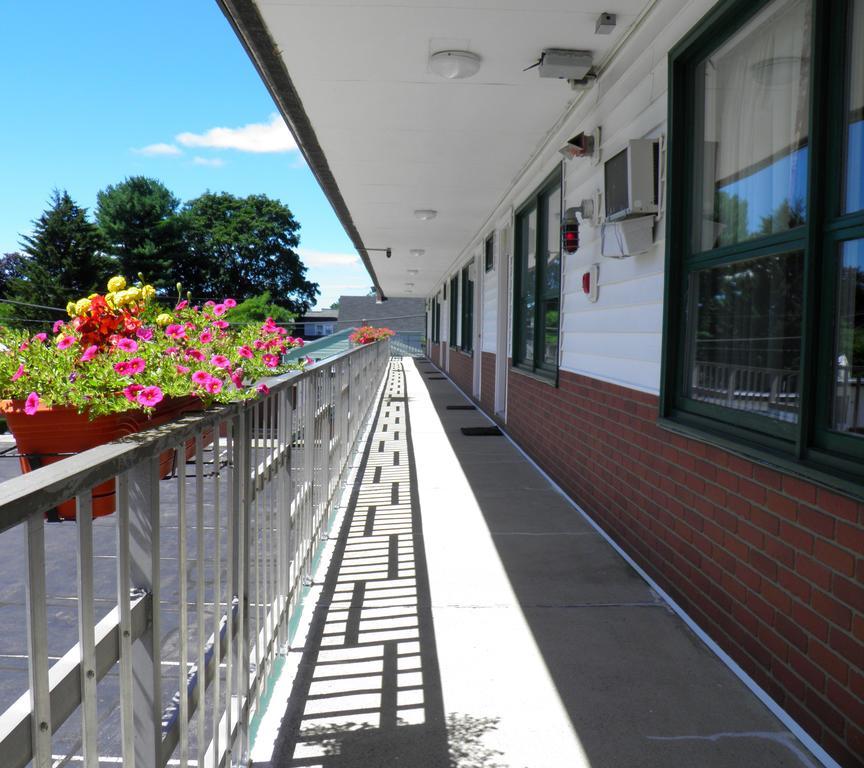 Travelers Inn Brunswick Exterior photo